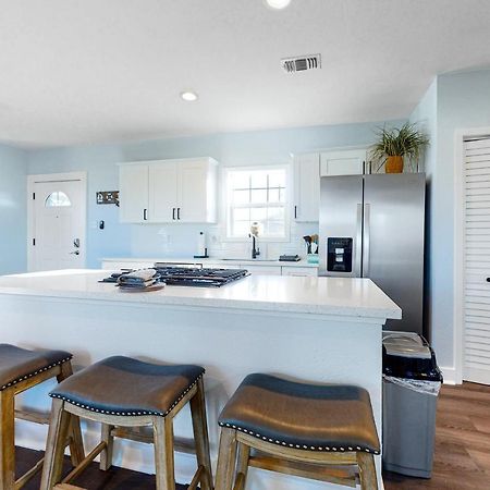 Oasis By The Bay-Upstairs Unit Villa Galveston Eksteriør billede